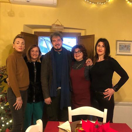 Albergo La Loggia Di San Martino Gualdo Tadino Eksteriør bilde